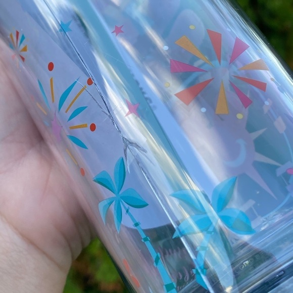 Starbucks Disneyland Park Venti Cup Resort Tumbler Clear 24oz NEW *DAMAGED* - Picture 4 of 9